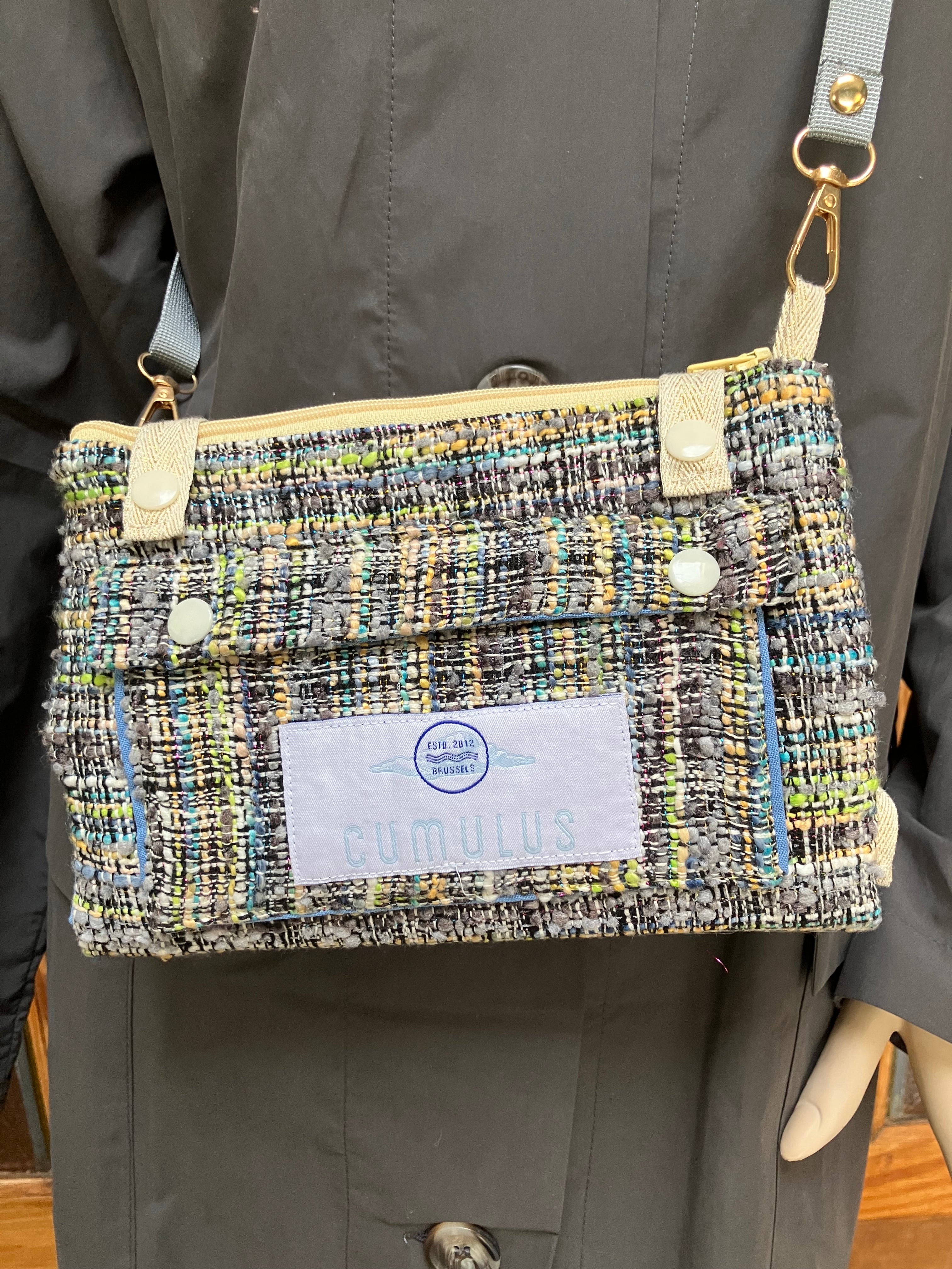 Ice Breaker - Crossbody book bag