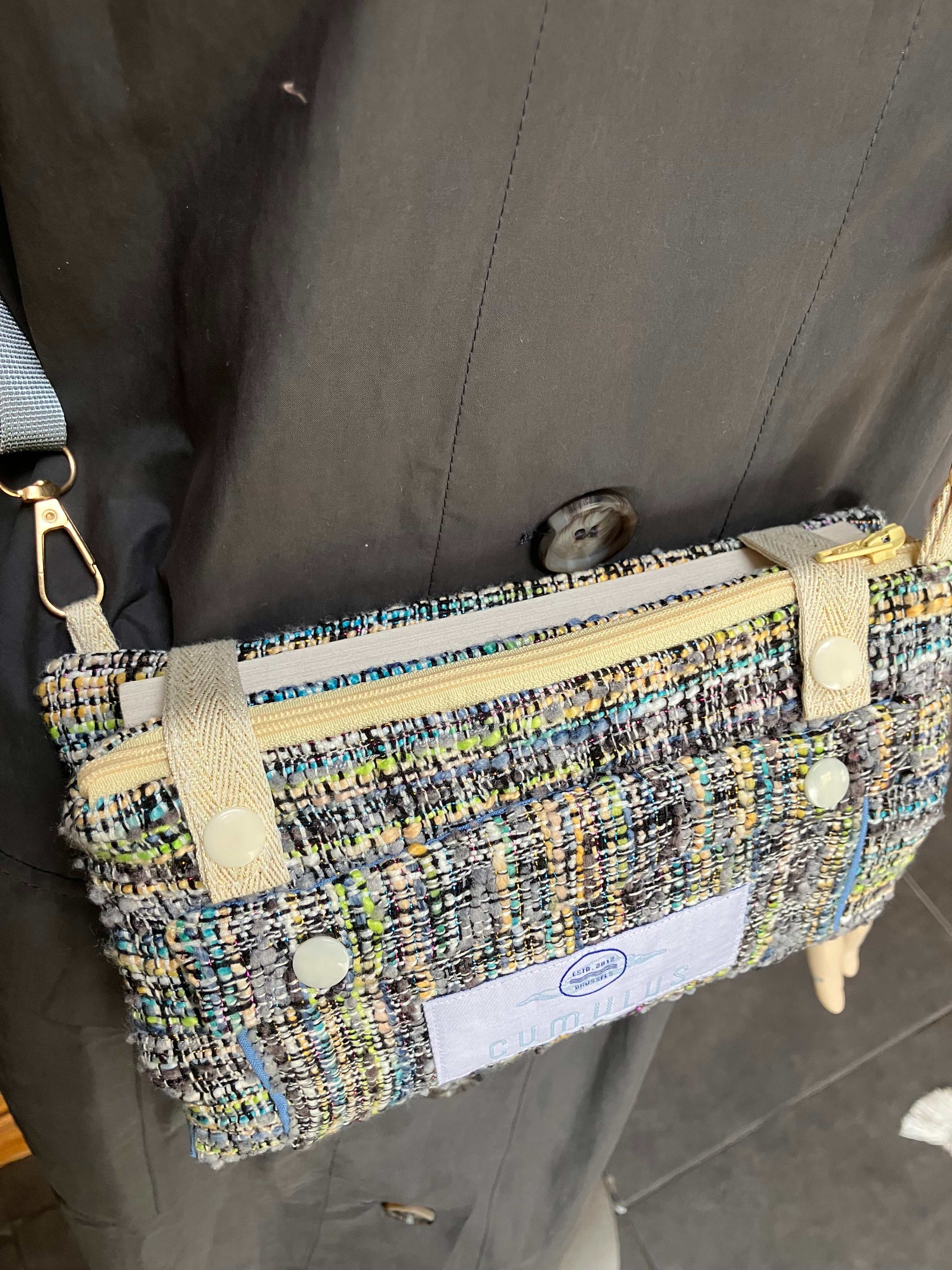 Ice Breaker - Crossbody book bag