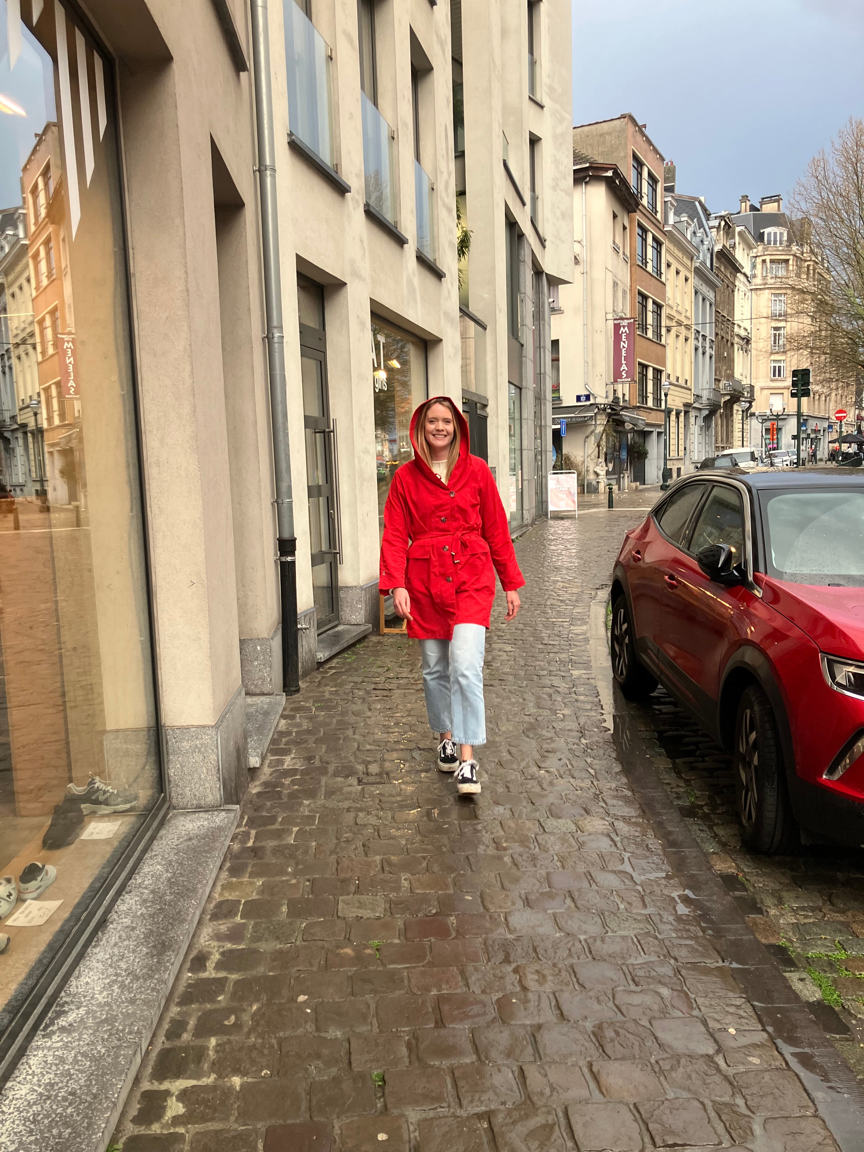 Mistral - Scarlet Red