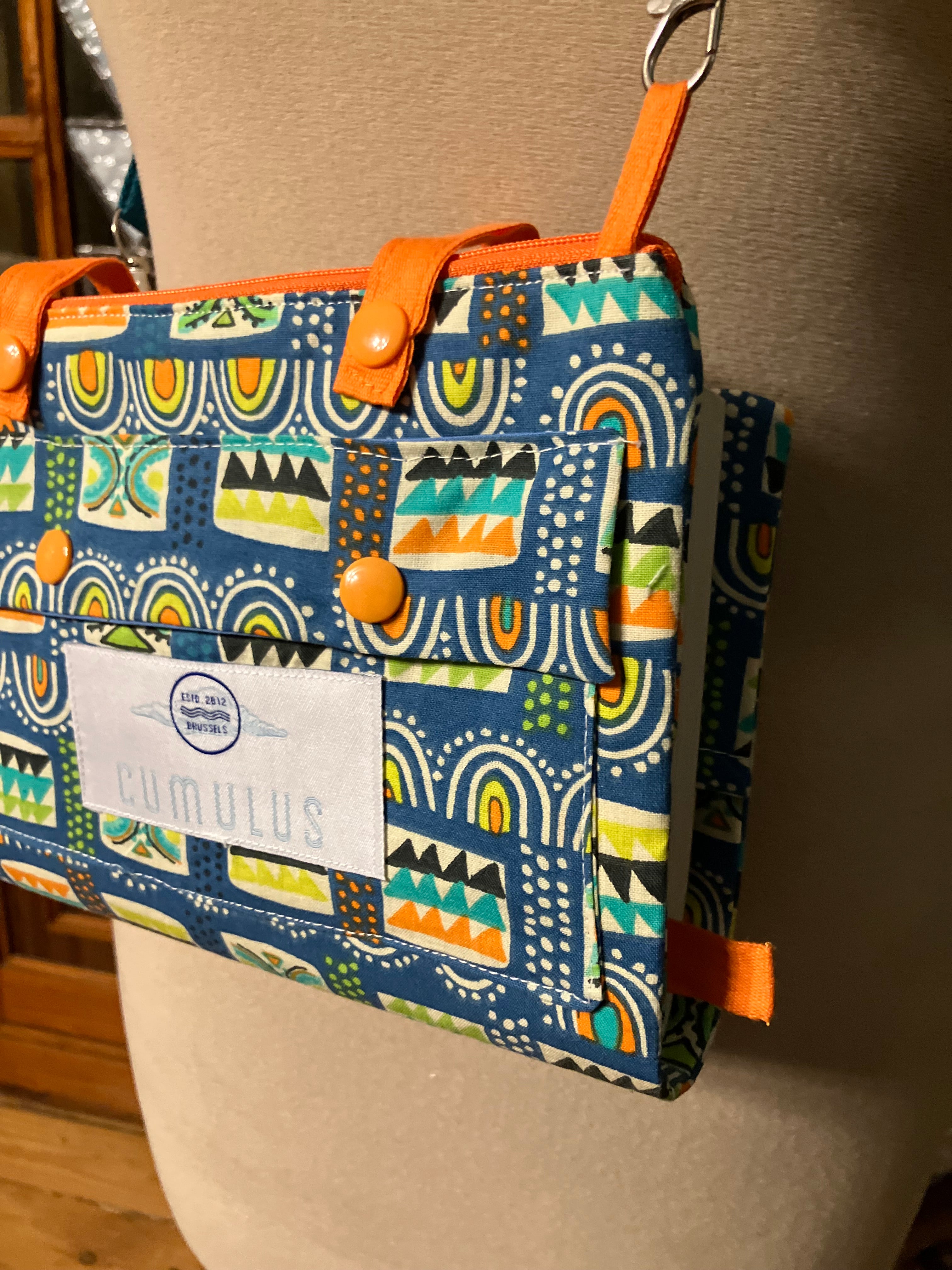 Orlanda- Crossbody book bag