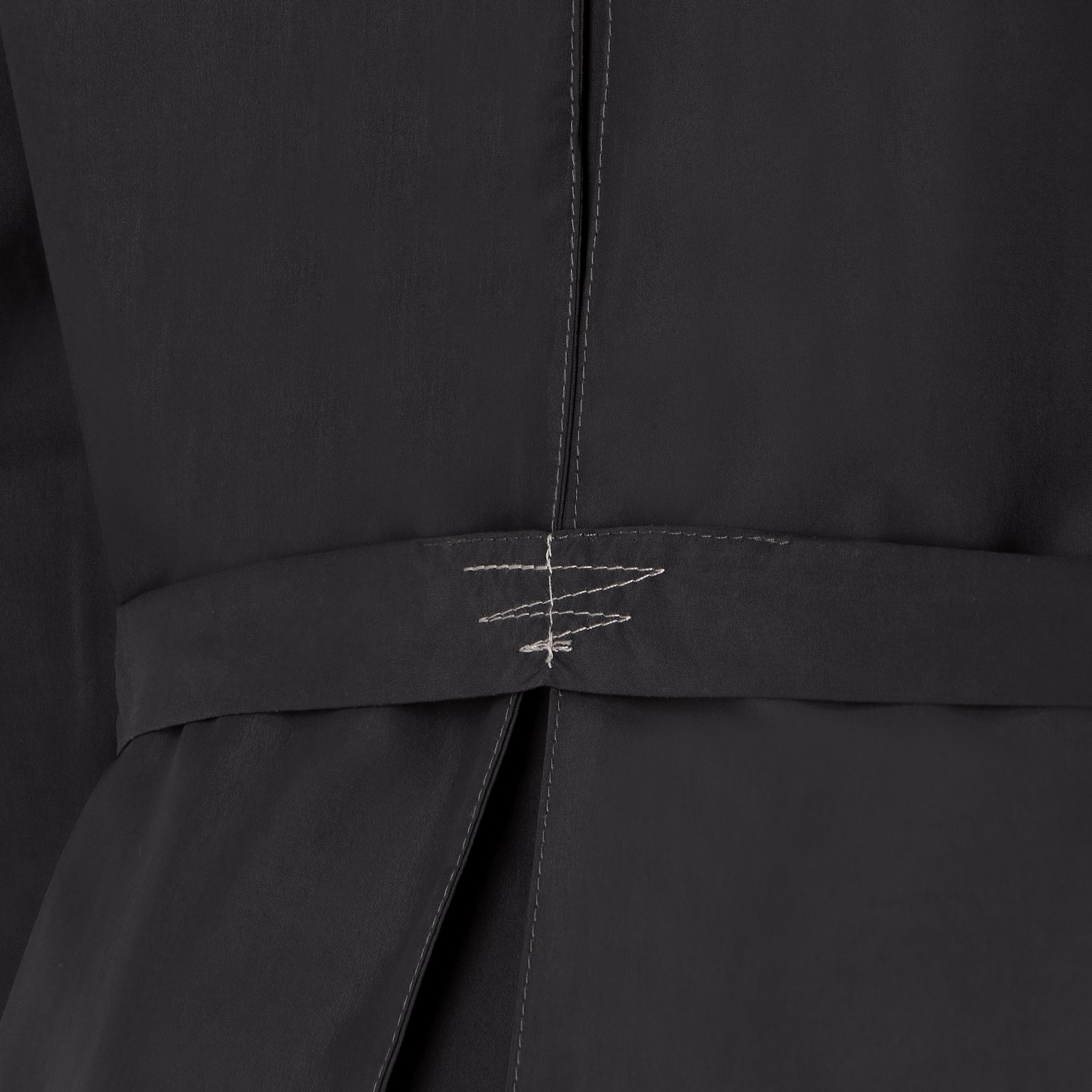 Bise - Anthracite - belt detail