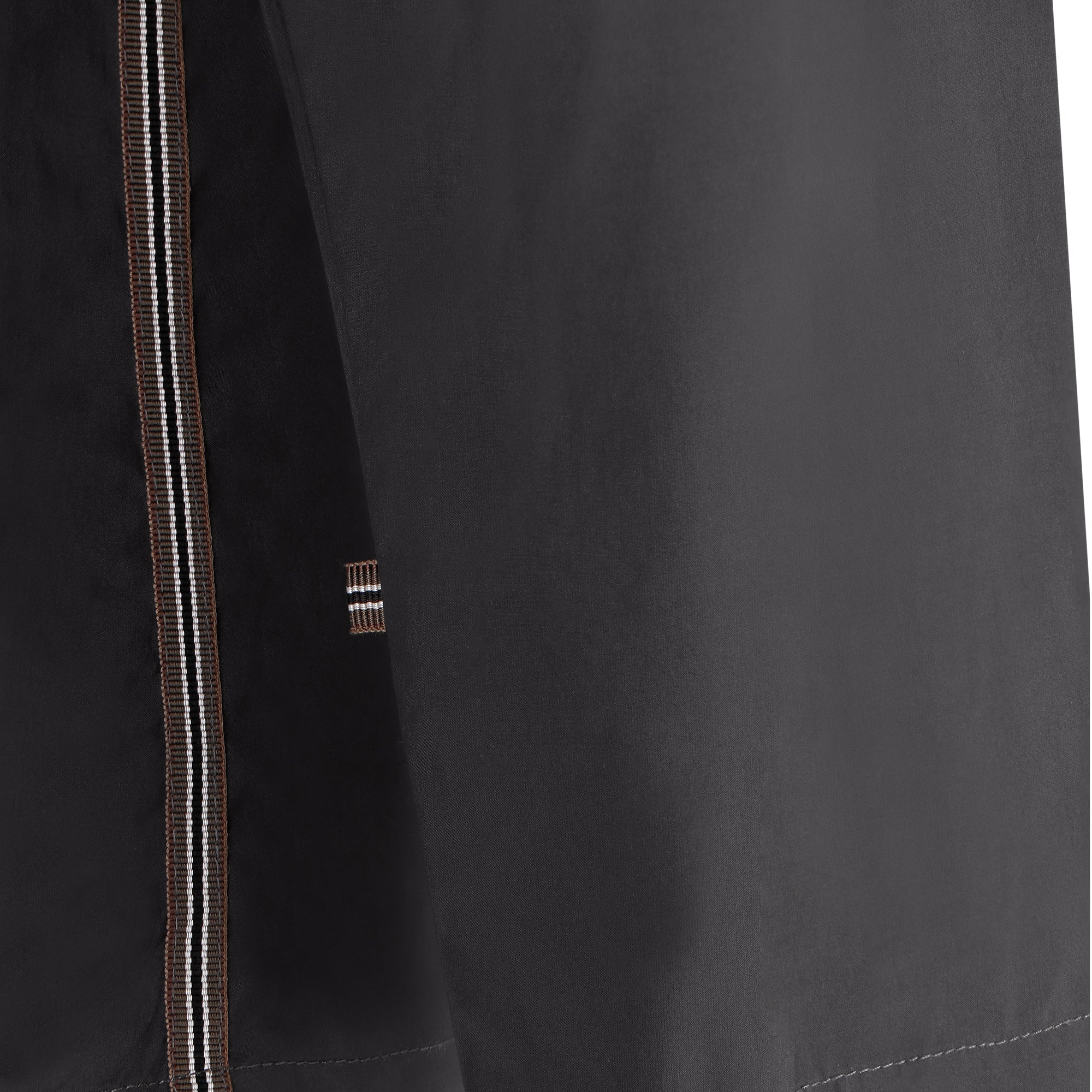 Bise - Anthracite - sleeve detail