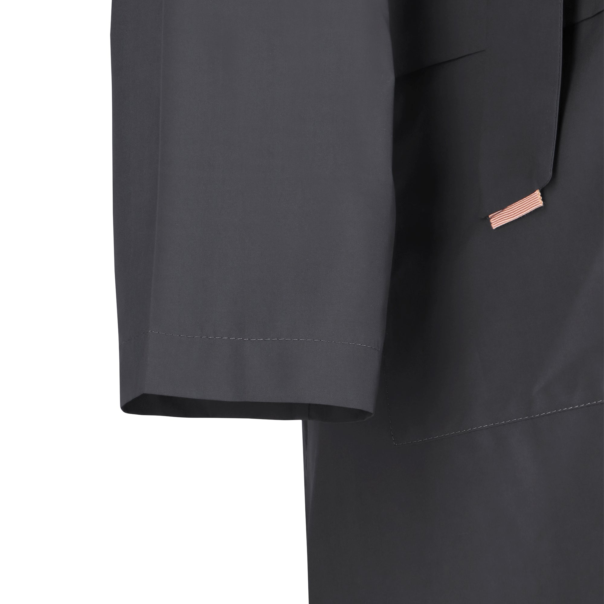 The Classic raincoat - anthracite color - sleeve detail