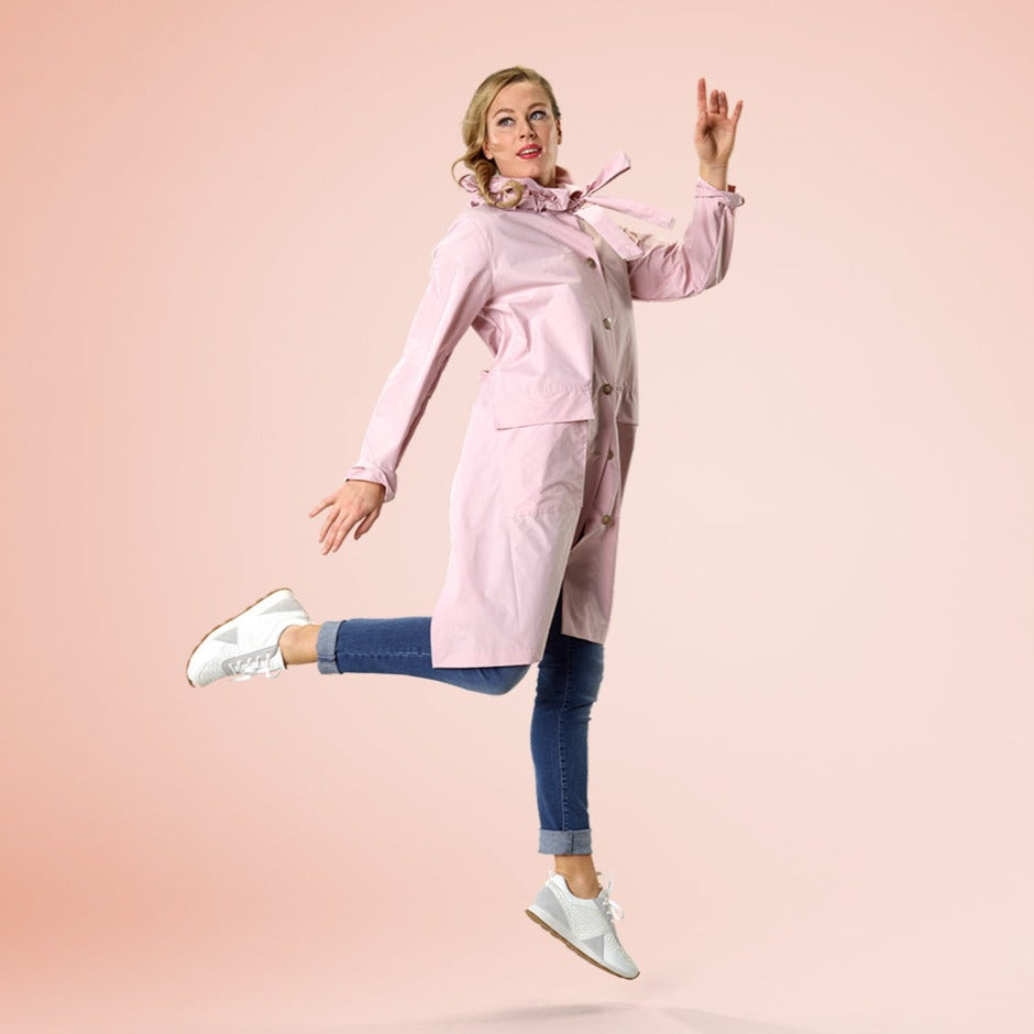 The classic raincoat - nude color - front view