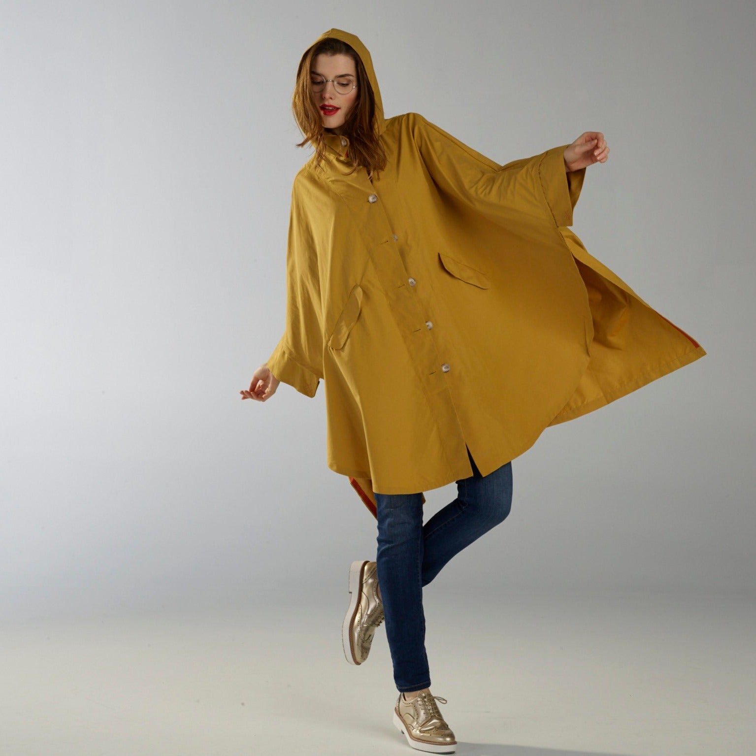 Cape Town Curry on model