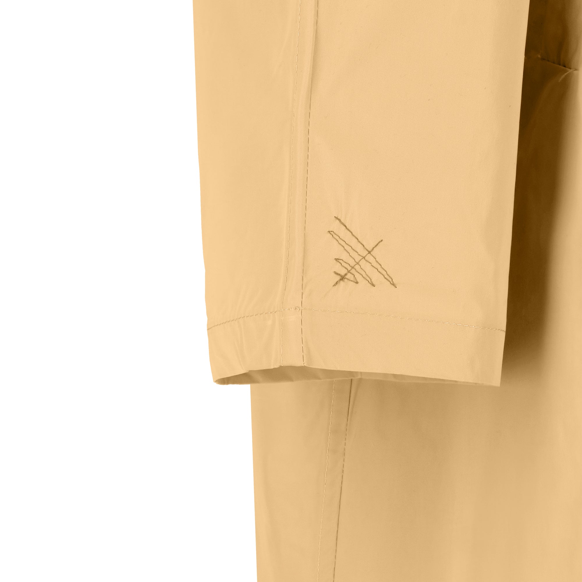 Strato men's raincoat - panama color - sleeve detail